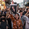 အီရန်အမျိုးသမီးတွေထုဆစ်မယ့် Islamic ကမ္ဘာရဲ့အပြောင်းအလဲ