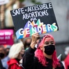 From Reproductive Oppression to Reproductive Justice: An Introduction to Trans and Gender Nonconforming Reproductive Issues 