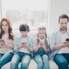 S2 Ep3: Phones please help us!