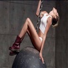 Wrecking Ball – Miley Cyrus