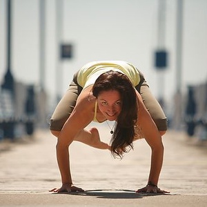 Yoga 30min for 40 Days to Personal Revolution